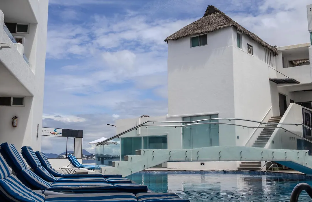 Best Western Plus Luna Del Mar-1